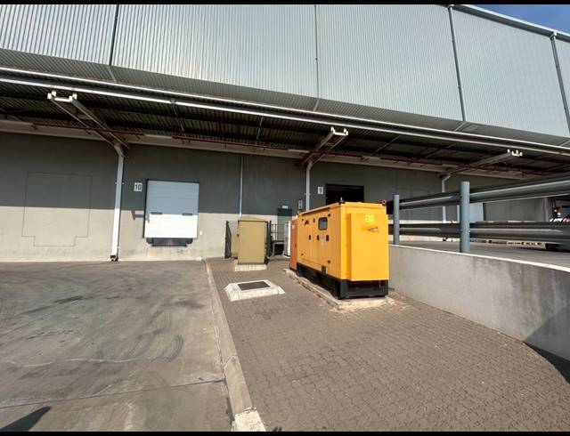22,000M² WAREHOUSE TO LET IN GLEN MARAIS